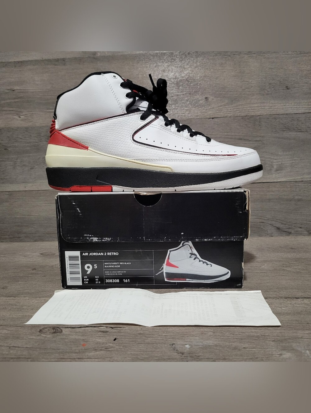 Air Jordan 2 Retro 2003 Mens 9.5 Chicago 308308-161 White Varsity Red